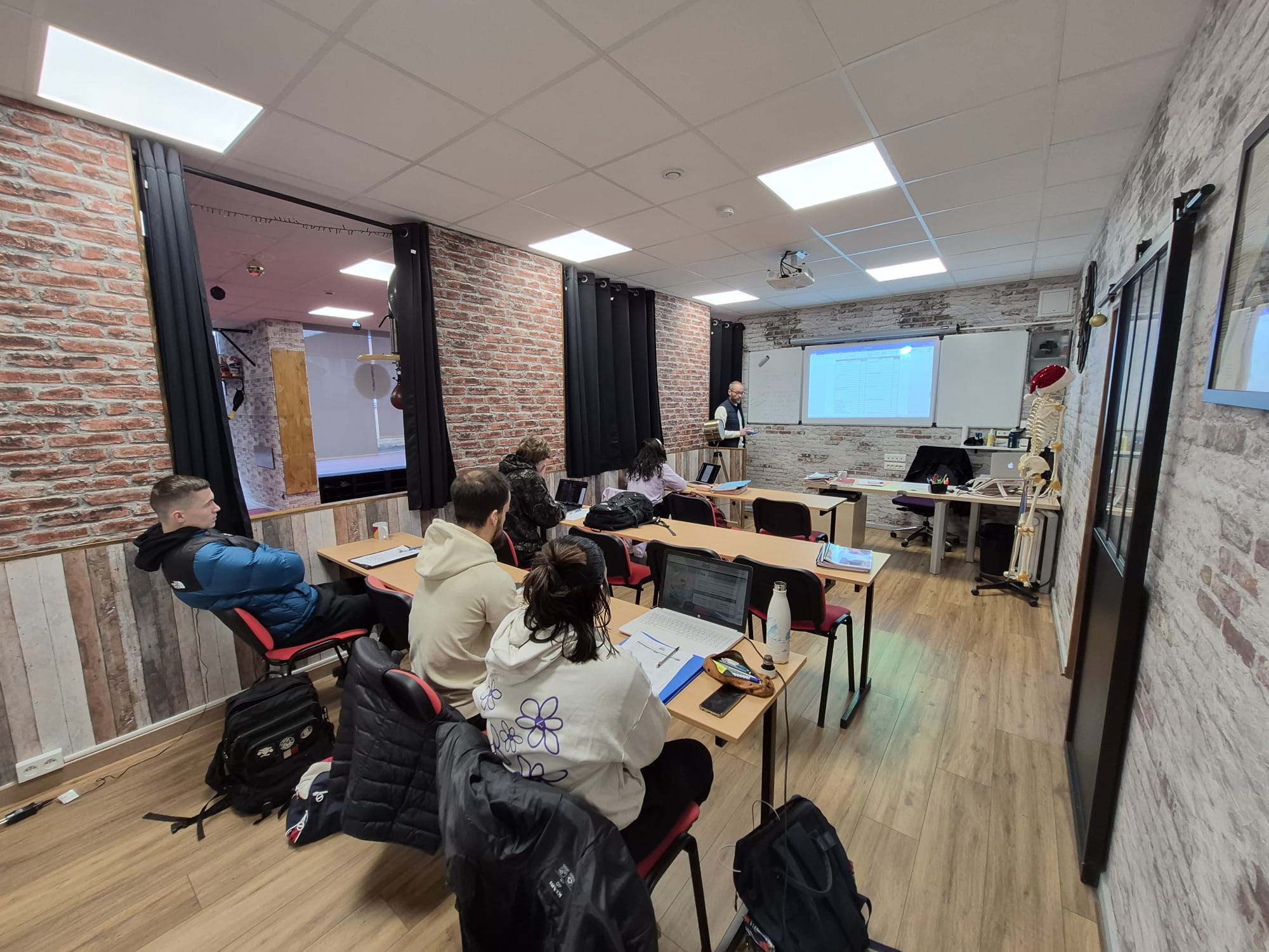 Formation BPJEPS - Formation BPJEPS loire - Formation BPJEPS rhône-alpes - Bpjeps rhone alpes - BPJEPS Loire - Salle de sport - Sport et bien être - salle de sport renaison